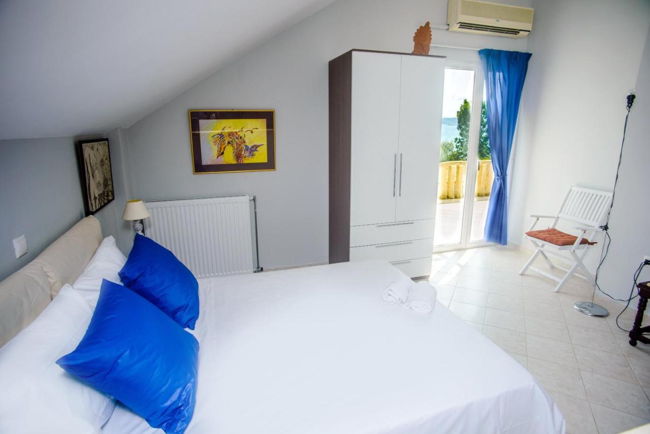 Xenia Ionis Luxury Apartments Lixouri Buitenkant foto