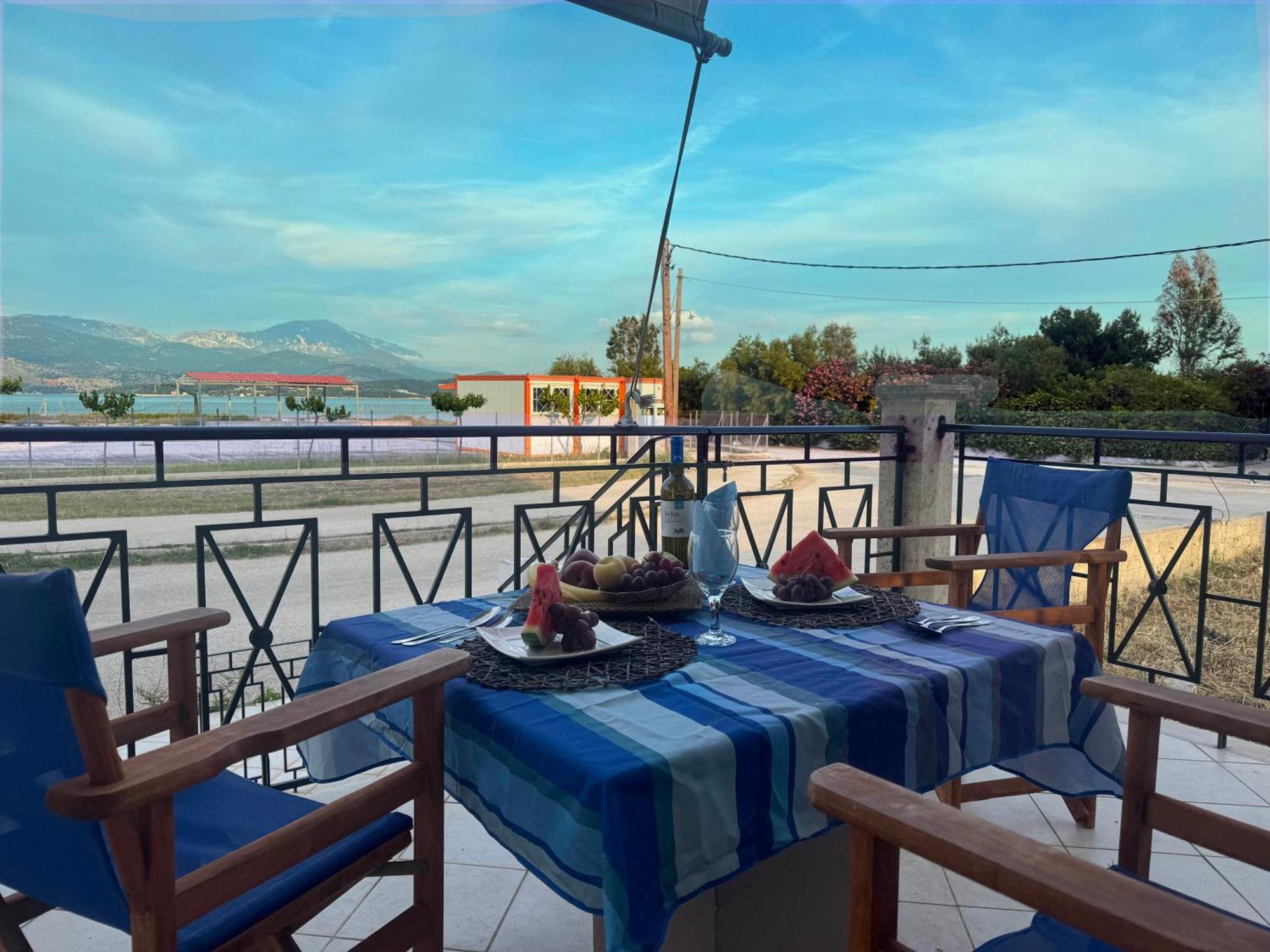 Xenia Ionis Luxury Apartments Lixouri Buitenkant foto