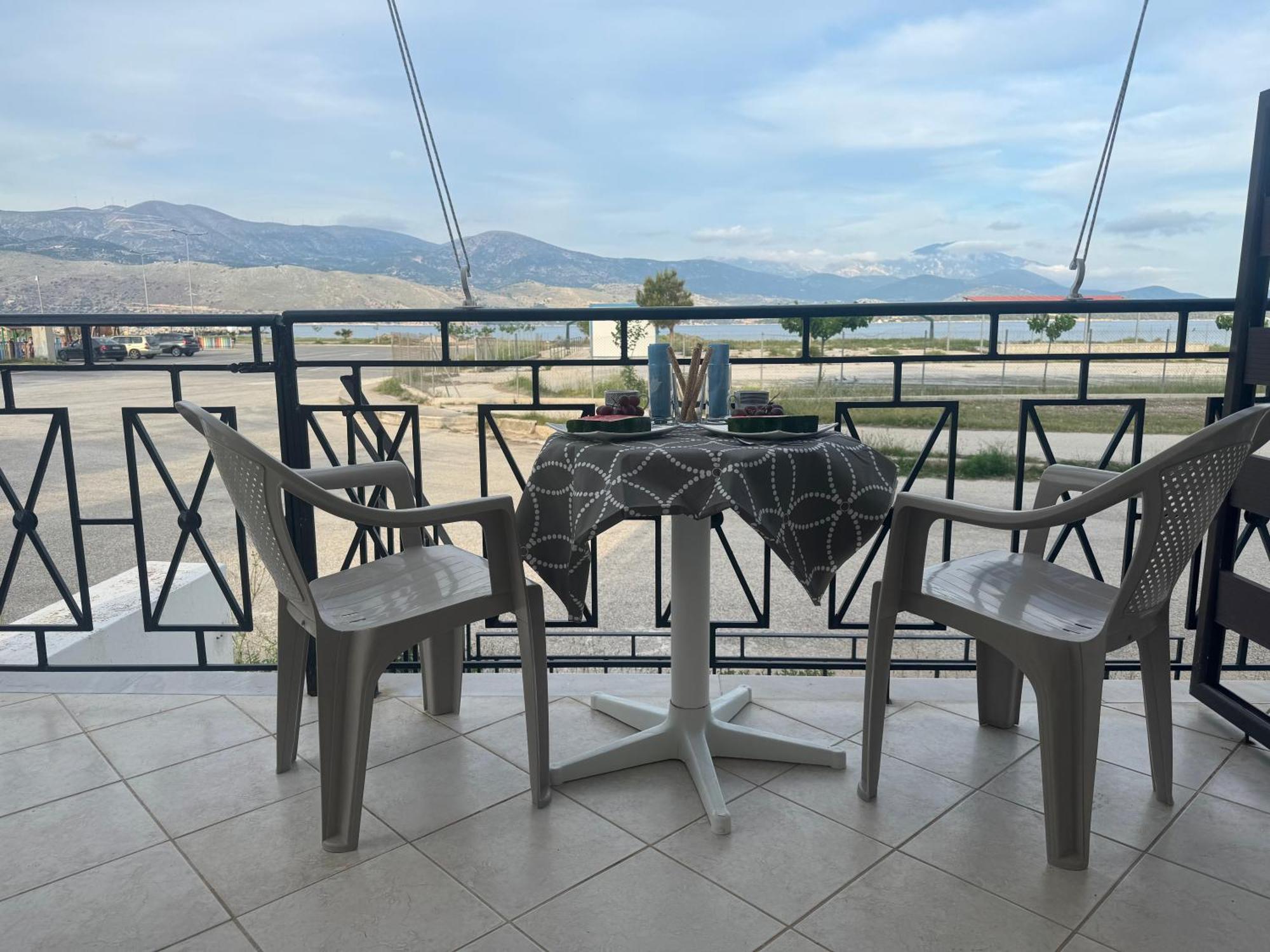 Xenia Ionis Luxury Apartments Lixouri Buitenkant foto